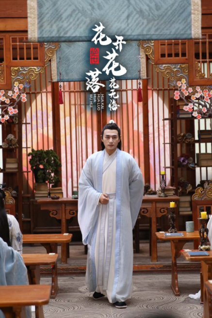 絕世:花開(kāi)花落花無(wú)悔 絕世:花開(kāi)花落花無(wú)悔